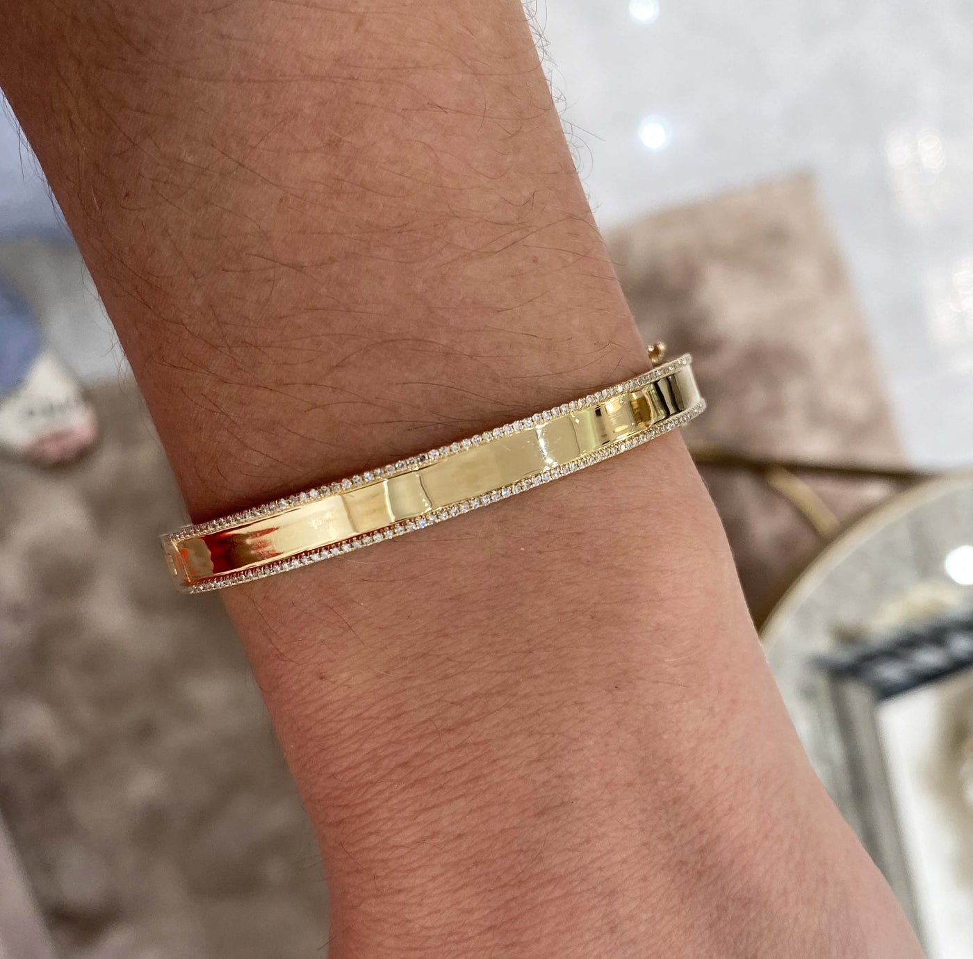 Diamond border bangle Clearance